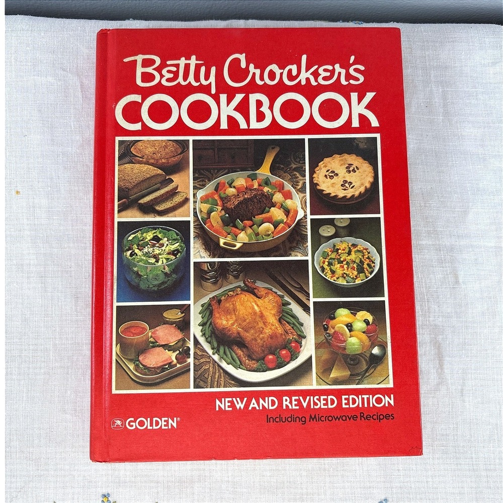 Betty Crocker's Cookbook New and Revised Edition Hardcover 1982 Vintage